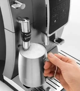 De’Longhi – Dinamica TrueBrew Over Ice Fully Automatic Coffee and Espresso Machine-